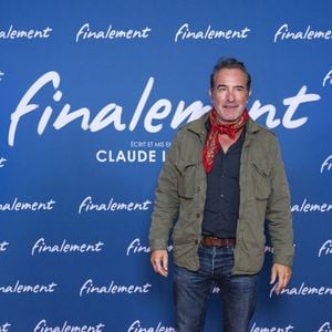 Jean Dujardin - Avant-première du film "Finalement" de C. Lelouch qui fête son 87ème anniversaire au Grand Rex à Paris le 30 octobre 2024. © Pierre Perusseau/Bestimage