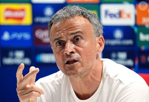 Photo d'archives du 28-04-2025 de l'entraîneur du Paris Saint-Germain, Luis Enrique, qui a mis ses joueurs au défi de s'inscrire dans l'histoire du club en remportant la Ligue des champions. Adam Davy/PA Wire.