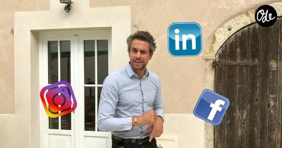 Il est en couple avec Tamara et père de deux enfants, âgés de 14 et 21 ans.

Etienne Claude, agent immobilier de "Recherche appartement ou maison" sur M6.