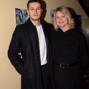 Exclusif - Luana Belmondo et son fils et Giacomo - Avant-première du documentaire "Belmondo, l'Italie en héritage" à la Maison de l'Italie à Paris. Le 18 mars 2024
© Sam Delpech / Bestimage
