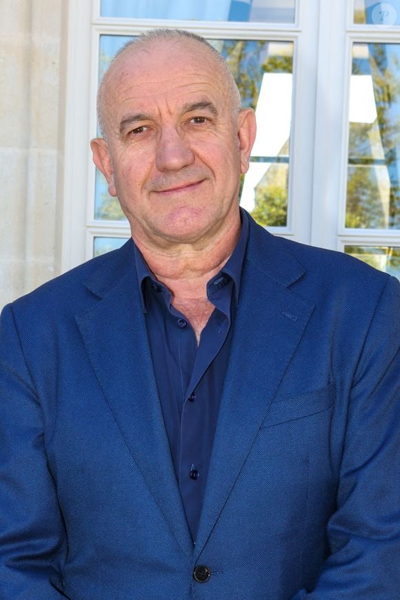 Philippe Claudel - Cérémonie d'ouverture du Festival International du Film de Pauillac au Château d'Armailhac à Pauillac le 8 juillet 2025. © Jean-Marc Lhomer/Bestimage