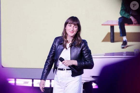 Exclusif - Juliette Armanet - Plateau de l'émission "C à vous" lors du 78ème Festival International du Film de Cannes le 14 mai 2025. © Jack Tribeca / Bestimage