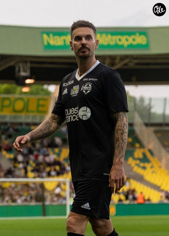 Matt Pokora (M. Pokora) lors du match des Légendes du Variétés Club de France contre le FC Nantes au profit du Secours Populaire au stade de la Beaujoire à Nantes le 3 juin 2025.

© Martin Bousseau/Bestimage
