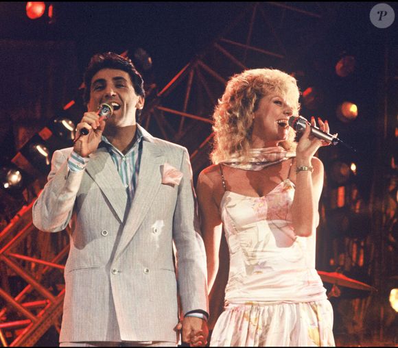 Archives - Peter et Sloane lors de la soirée pour le 1er anniversaire de Canal + en 1985. (AGENCE / BESTIMAGE).