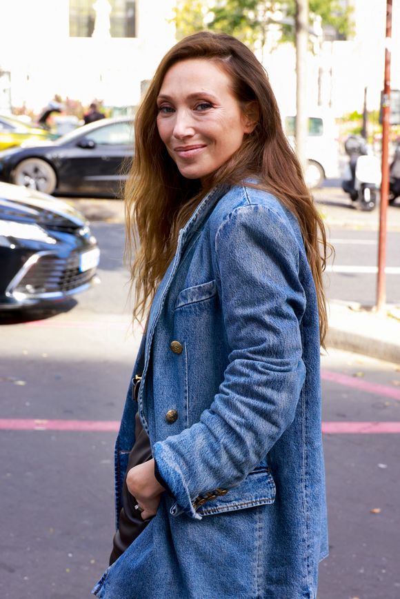 Laura Smet - Personnalités au défilé de mode Zimmermann collection prêt à porter printemps / été 2024 au palais de Tokyo à Paris le 2 octobre 2023.

© Christophe Aubert / Bestimage