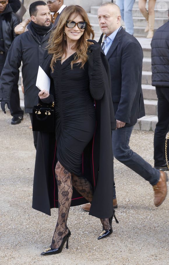 Carla Bruni au défilé Schiaparelli "Collection Haute Couture Printemps/Eté 2025" lors de la Fashion Week de Paris (PFW), le 27 janvier 2025

© Christophe Aubert via Bestimage