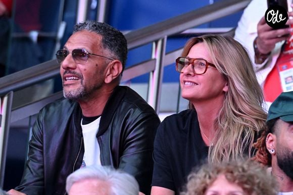 Roschdy Zem et sa compagne Sarah Poniatowski - Le PSG célèbre son titre de Champion d'Europe 2026 avec ses supporters au Parc des Princes à Paris le 31 mai 2026. © Lionel Urman/Bestimage