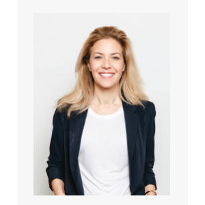 Claire Barsacq sur le site officiel du groupe Barnes, 2025.