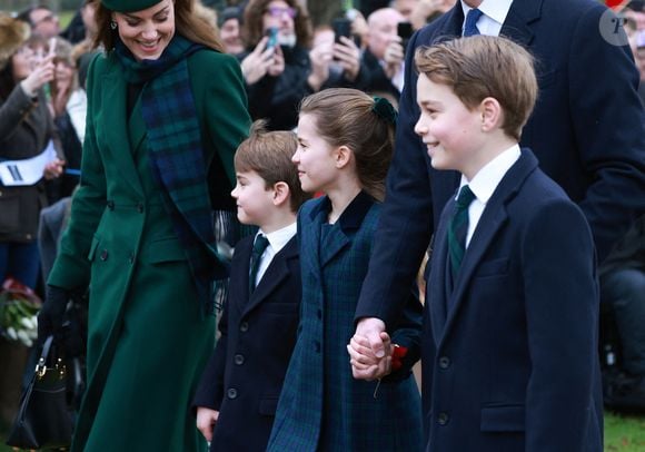 Catherine (Kate) Middleton, princesse de Galles, Prince Louis, Princesse Charlotte, Prince George - La famille royale britannique se rend à la messe de Noël à Sandringham le 25 décembre 2024.