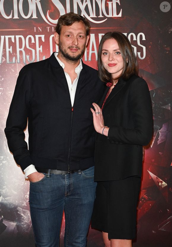 Amaury Leveaux et sa compagne Ksenia Tkachenko - Avant-première du film "Doctor Strange in the Multiverse of Madness" au Grand Rex à Paris le 3 mai 2022. © Coadic Guirec/Bestimage
