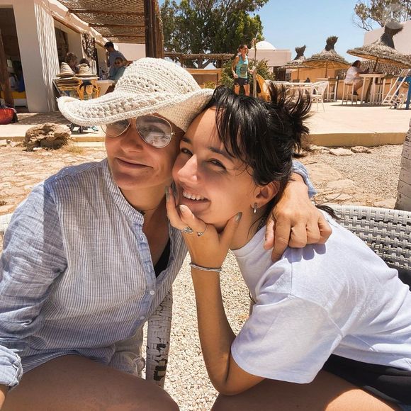 Anne Mondy et sa fille Louna, sur Instagram.