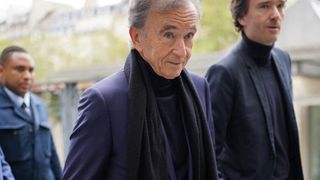 "Un grand actionnaire, puissant, connu, sauf que..." : Le fils de Bernard Arnault livre un discours détonant, la relève est assurée