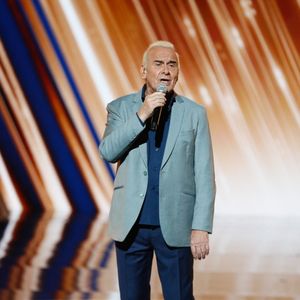 Exclusif -  Michel Fugain - Enregistrement de l'émission "M6 sur son 31" au Dôme de Paris, présentée par A.Galiana et E.Gossuin et diffusée le 31 décembre sur M6
© Christophe Clovis / Bestimage