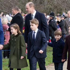 La famille compte plus que tout pour Kate Middleton et le prince William

Le prince William, prince de Galles, et Catherine (Kate) Middleton, princesse de Galles, avec leurs enfants le prince George de Galles, la princesse Charlotte de Galles et le prince Louis de Galles - (de gauche à droite) assistant au service religieux du matin de Noël à l'église St Mary Magdalene à Sandringham, Norfolk.