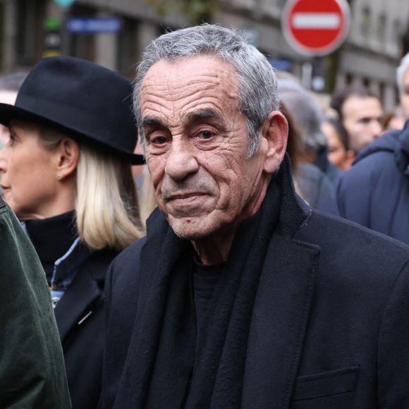 Les obsèques du célèbre animateur auront lieu à Paris, mais il se pourrait qu'il soit inhumé dans le Sud de la France.

Thierry Ardisson - Marche pour la République et contre l'antisémitisme à Paris le 12 novembre 2023.

© Denis Guignebourg  / Bestimage