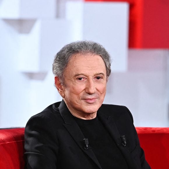 Coup dur pour Michel Drucker !

Exclusif - Michel Drucker - Enregistrement de l'émission Vivement dimanche au studio Gabriel, presentée par Michel Drucker . Diffusion sur France 3. © Guillaume Gaffiot / Bestimage