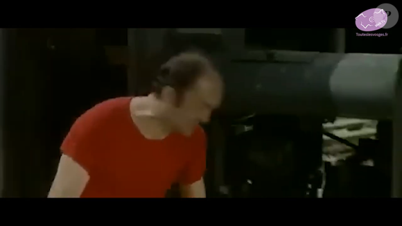 L'acteur a partagé l'affiche avec des légendes telles que Jean Gabin et Louis de Funès.

Disparition de Michel Charrel - PROGRAMME UBC association sur Youtube, captures d'écran