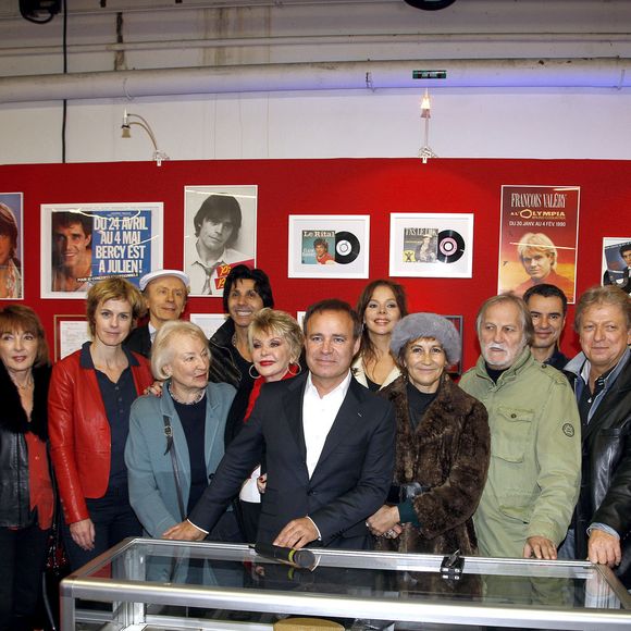 Jacqueline Caurat, Sophie Darel, Fabien Lecoeuvre, Anne Richard, Caroline Loeb, Jean-Jacques Debout, Alain Turban, Lova Moor, Daniele Gilbert, Douchka, Jean-Luc Lahaye, Laurent Luyat - inauguration du    Salon de  la philathelie  - manuscrit de la chanson francaise  
Paris le 8 novembre 2012