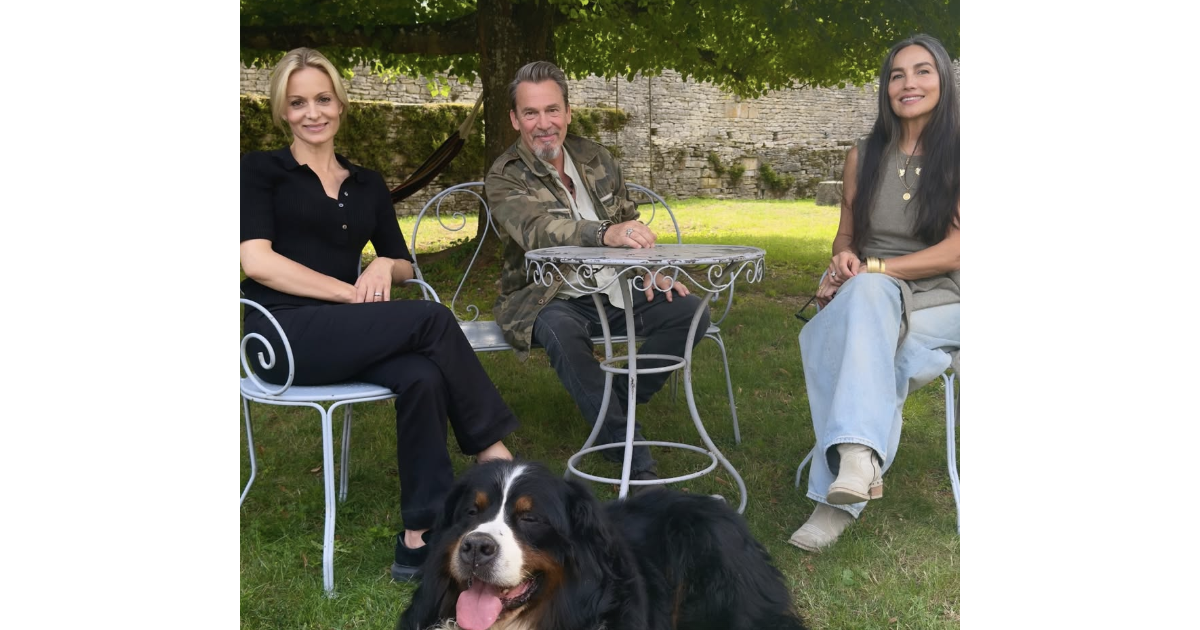Audrey Crespo Mara invitée dans la ferme fortifiée de Florent Pagny en  Bourgogne : Azucena ne voulait pas y vivre, visite du bien exceptionnel :  Le diaporama - Purepeople