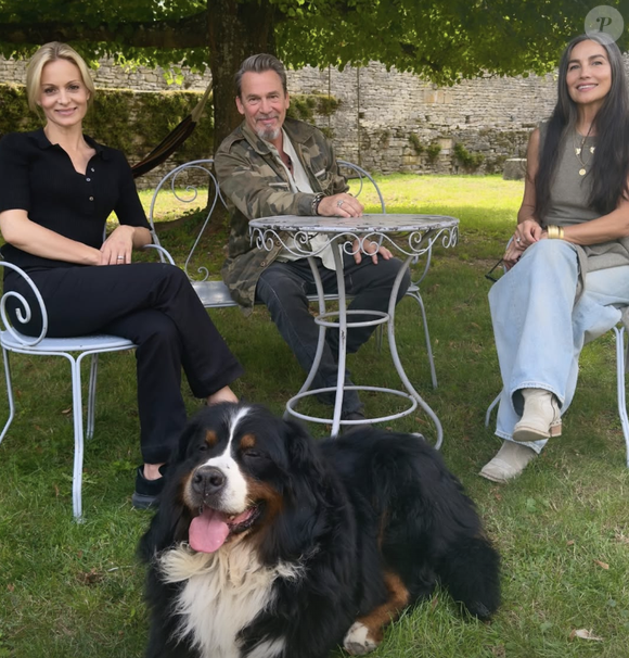 Audrey Crespo Mara invitée dans la ferme fortifiée de Florent Pagny en  Bourgogne : Azucena ne voulait pas y vivre, visite du bien exceptionnel :  Le diaporama - Purepeople