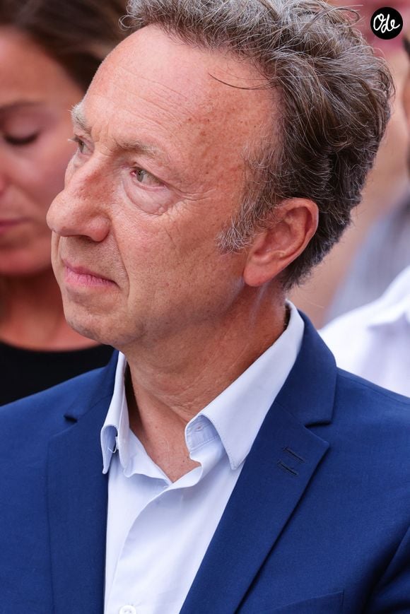 Stéphane Bern lors de la cérémonie du 82ème anniversaire de la libération de la ville de Bormes-les-Mimosas le 17 août 2026. © Laurent Grandguillot / Pool / Bestimage
