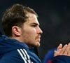 Pour "recharger ses batteries", Antoine Dupont s'est offert une parenthèse dorée dans le sud de la France, accompagné de ses plus fidèles gardes du corps.

Antoine Dupont  Match d'ouverture du Tournoi des six nations: France-Irlande (36-14) au Stade de France à Saint-Denis le 5 février 2026. © Christian Liewig/ Bestimage
