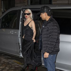 Lady Gaga et son fiancé Michael Polansky arrivent au restaurant "Laperouse" à Paris, le 15 novembre 2025.
© Yehiel Chekroune/Bestimage