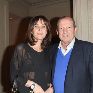 Rolland Courbis et sa femme Clara Paban Courbis (BeIN Sports) - Soirée de Gala de bienfaisance de La Fondation pour la Recherche en Physiologie à l'hôtel George V à Paris le 19 mars 2018. Lors de cet évènement, les Stéthos d'Or ont récompensé pour la deuxième fois les personnalités qui entreprennent de communiquer de la joie de vivre et du bien-être au public. © Coadic Guirec/Bestimage