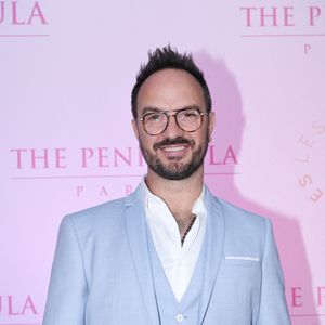 Jarry - Photocall du 5ème gala de charité de l'association "Les Bonnes Fées" à l'occasion de la campagne mondiale "Octobre Rose" à l'hôtel Peninsula, Paris le 3 octobre 2024. © Rachid Bellak/Bestimage