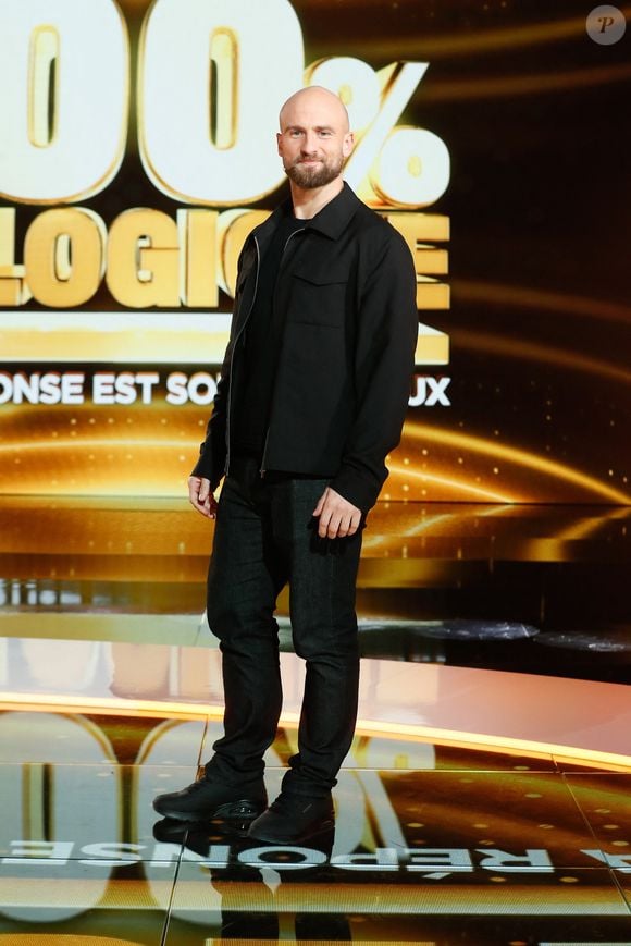 Exclusif - François Alu - Enregistrement de l'émission "100% logique" présentée par C. Feraud et qui sera diffusée samedi 1er mars à 21.10 sur France 2 et sur france.tv, au Studio du Lendit à Saint-Denis, France, le 12 décembre 2024. © Christophe Clovis / Bestimage CP: