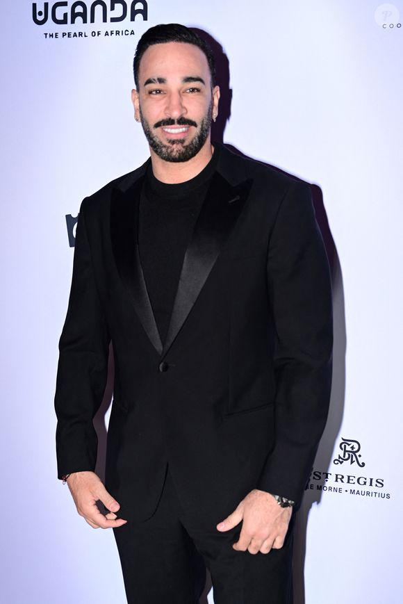 Adil Rami - Photocall de la soirée AKILI MIRARI sur la plage "Croisette Beach - MGallery" lors du 79ème Festival International du Film de Cannes, le 13 mai 2026.
Photo par Romain Doucelin/Bestimage