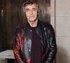 Il se trouvait aux côtés de son épouse et de leur fils Léonard.

Julien Clerc lors de la nomination de Stéphane Bern comme Pape du Patrimoine lors de la Saint Clément au restaurant Alain Ducasse Baccarat, à Paris, France, le 20 novembre 2025. © Denis Guignebourg/Bestimage