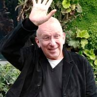 "Je n'ai pas la main verte mais j'ai un petit jardin" : La maison de Jean-Paul Gaultier, nichée en plein coeur du Marais à Paris