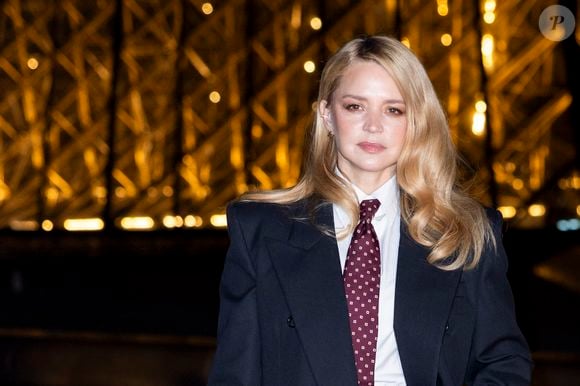 Virginie Efira - Photo Call du « Le Grand Diner du Louvre « lors de la Fashion Week  à Paris le 5 mars 2025. © Olivier Borde /Bestimage