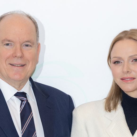 TT.SS.HH. Le Prince Albert II (Le prince Albert II de Monaco) et la Princesse Charlène de Monaco (La princesse Charlène de Monaco) assistent à l'inauguration des 'Petites Merveilles' créées par Marie Ducruet et Élise Rouillard. Little Wonders est un espace dédié aux enfants avec des jeux, des activités éducatives et un café situé sur le Boulevard Rainier III. © Olivier Huitel/Pool Monaco/Bestimage
