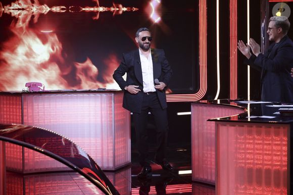 Exclusif - Cyril Hanouna, sur le plateau de l’émission « TPMP » La dernière sur C8,  présentée par C.Hanouna et diffusée en direct sur C8, Paris, France, le 27 fevrier 2025. © Jack Tribeca / Bestimage