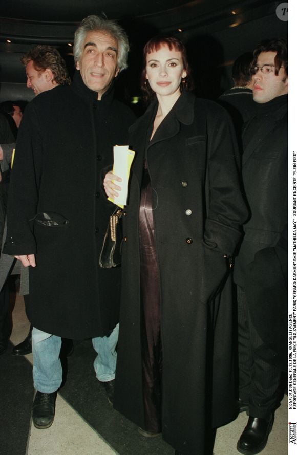 Générale de la pièce Ils s’aiment, Paris, Gérard Darmon, amie Mathilda May, souriante, enceinte. © AGENCE / BESTIMAGE