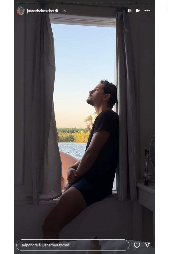 Juan Arbelaez et sa compagne Cassandre (enceinte) en voyage en Egypte.