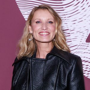Bouleversée par ce diagnostic, Alexandra Lamy a préféré ne pas écouter ce médecin et ainsi, poursuivre sa carrière.

Alexandra Lamy au photocall du dîner de la 51ème cérémonie des César au Fouquet's à Paris, France, le 27 février 2026. 

Photo : Denis Guignebourg / Bestimage