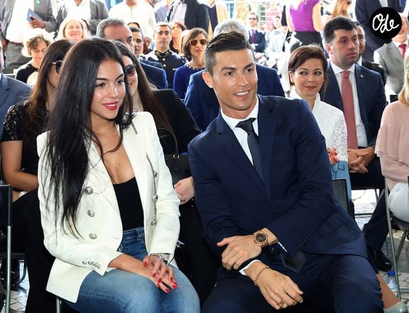 Cristiano Ronaldo et sa famille à l'aéroport de Madère rebaptisé le 29 mars 2017. © Atlantico Press via ZUMA Wire