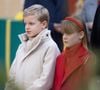 Ils ont ainsi remis de nombreux présents à plus de 700 enfants âgés de 5 à 12 ans

Le prince Jacques de Monaco, marquis des Baux, La princesse Gabriella de Monaco, comtesse de Carladès - La famille princière de Monaco offre les traditionnels cadeaux de Noël aux enfants monégasques dans la Cour du Palais Princier, le 18 décembre 2024. 
© Olivier Huitel / Pool Monaco / Bestimage