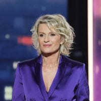 Sophie Davant vend certains de ses vêtements et partage des images de son dressing pas du tout rangé