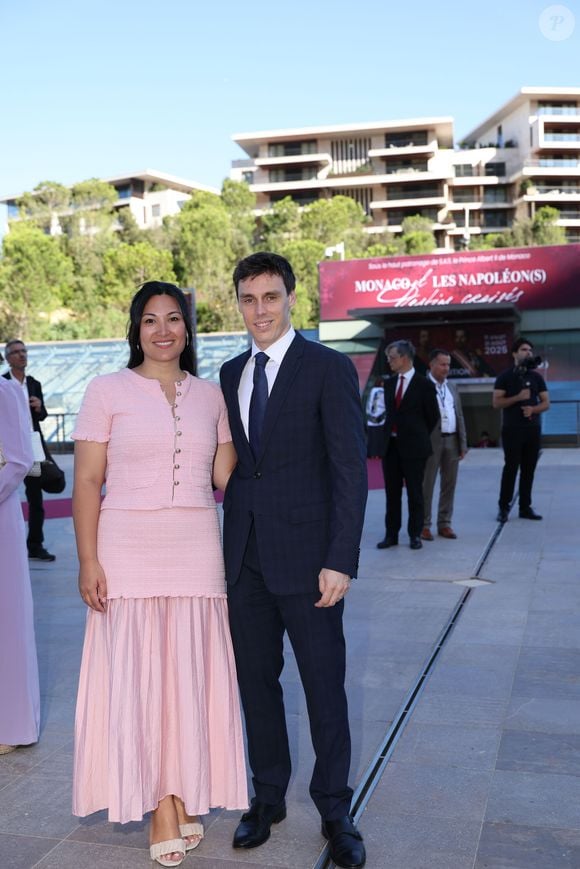 le fils de Stéphanie de Monaco et sa tribu n’ont reculé devant aucune attraction. 

Marie et Louis Ducruet - Le prince de Monaco a inauguré l'exposition "Monaco et les Napoléon(s) - Destins croisés", au Grimaldi Forum à Monaco, le 10 juillet 2025. 

Photo : Claudia Albuquerque / Bestimage