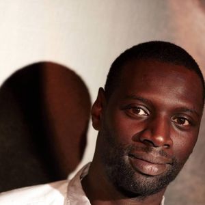 Omar Sy à l'avant-première du film "Intouchables" au cinéma Gaumont Marignan, le 18 octobre 2011, à Paris. AGENCE / BESTIMAGE