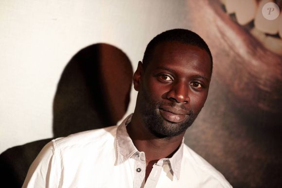 Omar Sy à l'avant-première du film "Intouchables" au cinéma Gaumont Marignan, le 18 octobre 2011, à Paris. AGENCE / BESTIMAGE