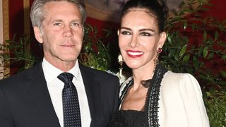 Comme avec Clotilde Courau, Emmanuel Philibert de Savoie a opté pour un mode de vie atypique avec Adriana