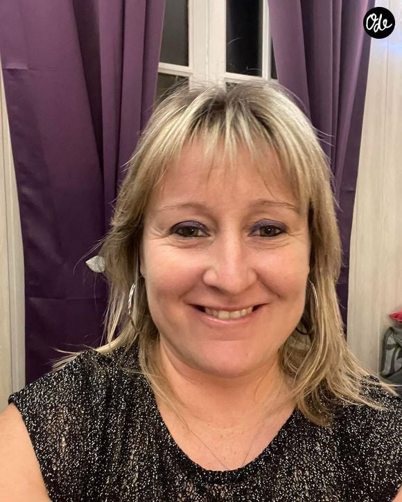 Julie "L'amour est dans le pré" souriante sur Instagram
