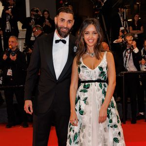 Karim Benzema et sa compagne Lyna Khoudri lors de la montée des marches du film « 13 jours 13 nuits » lors du 78ème Festival International du Film de Cannes. Le 23 mai 2025
© Jacovides-Moreau / Bestimage