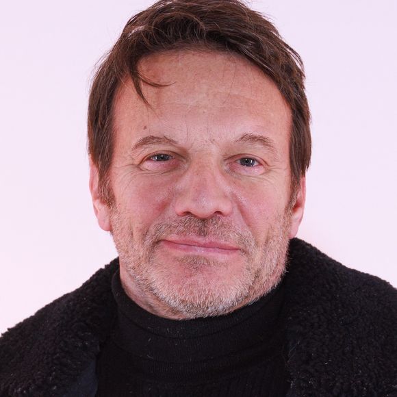 Samuel Le Bihan assiste à un photocall pour le Gala d'Hiver du Peninsula Paris, avec un cocktail dînatoire orchestré par le Chef Exécutif David Bizet et la Chef Pâtissière Anne Coruble à l'hôtel Peninsula à Paris, France, le 27 novembre 2025. Photo by David Boyer/ABACAPRESS.COM