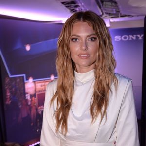 Caroline Receveur à la soirée "Orange" sur la plage de l'hôtel Majestic lors du 72ème Festival International du Film de Cannes, le 18 mai 2019.

© Rachid Bellak/Bestimage